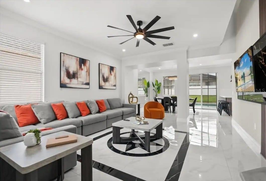 Image 9 of 51 For 117 Forest View Court