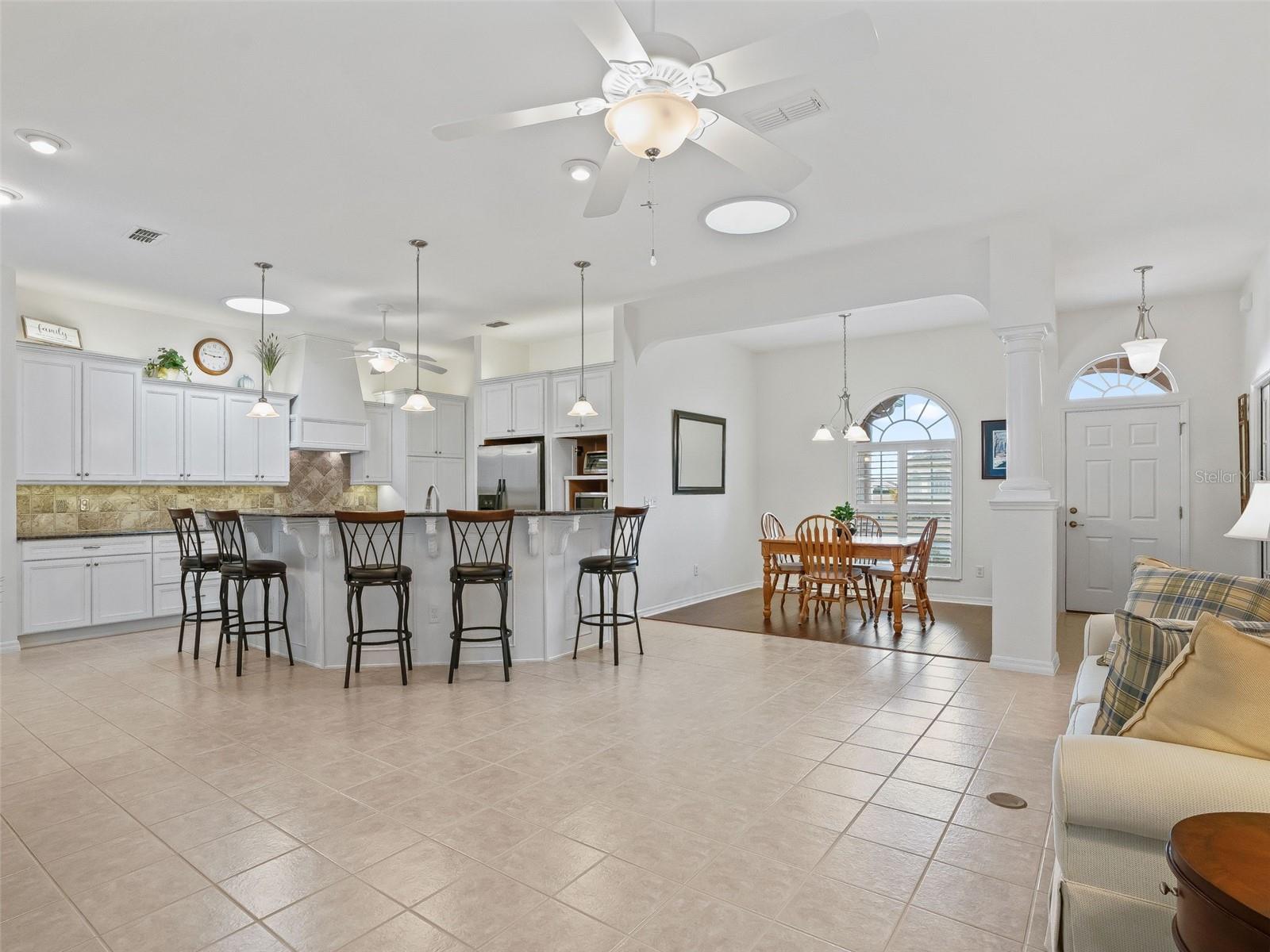 Image 18 of 81 For 17572 121st Circle