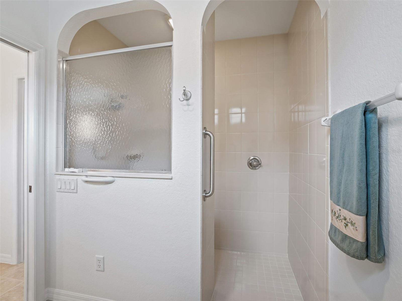 Image 35 of 81 For 17572 121st Circle