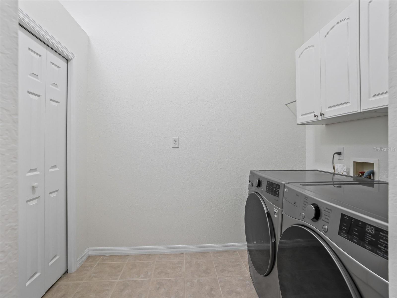 Image 49 of 81 For 17572 121st Circle