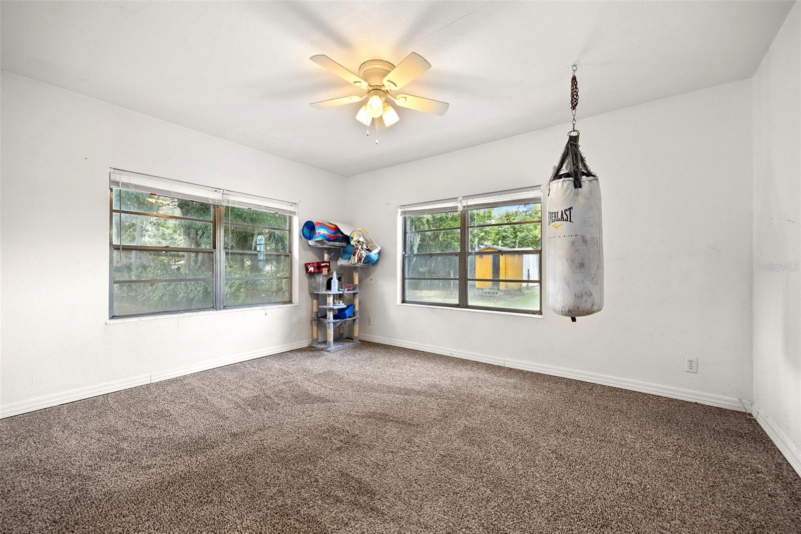 Image 17 of 31 For 750 Kentucky Avenue