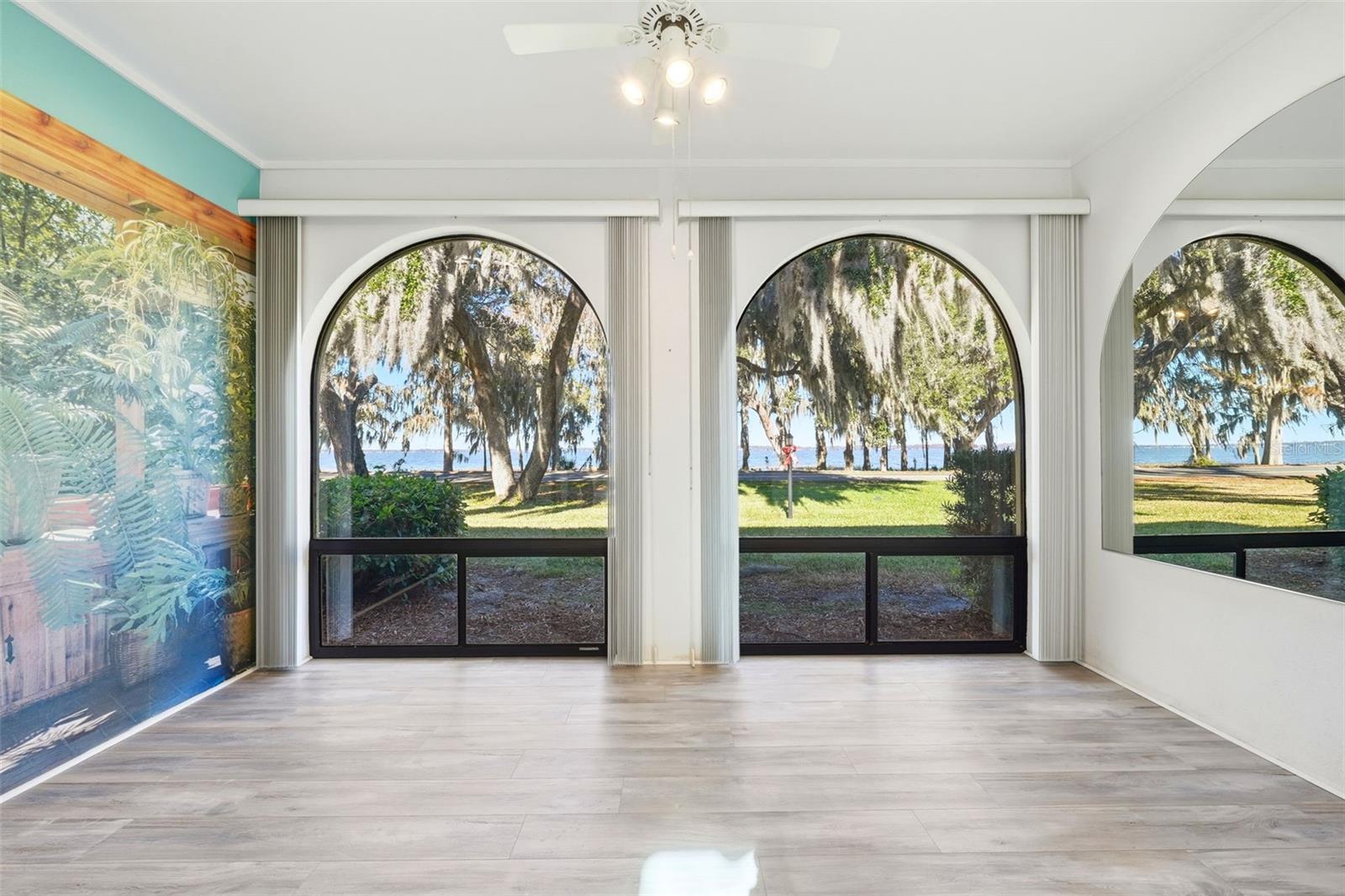 Image 18 of 53 For 1111 Lakeshore Drive C4