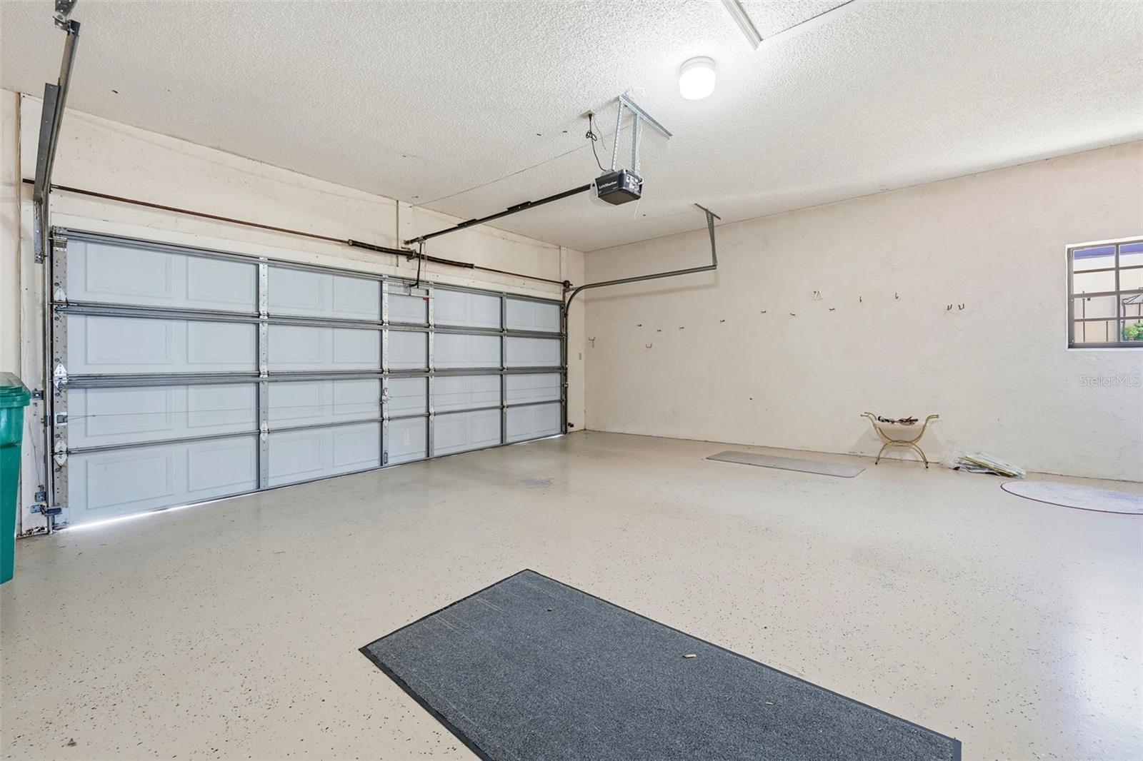 Image 41 of 53 For 1111 Lakeshore Drive C4