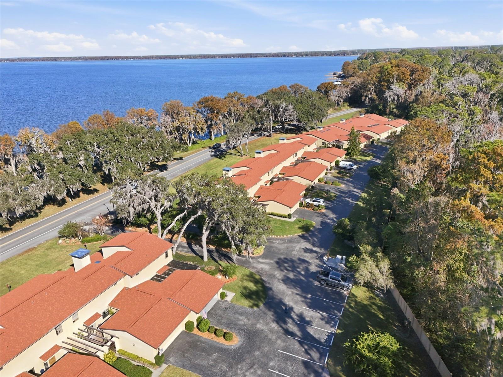 Image 49 of 53 For 1111 Lakeshore Drive C4