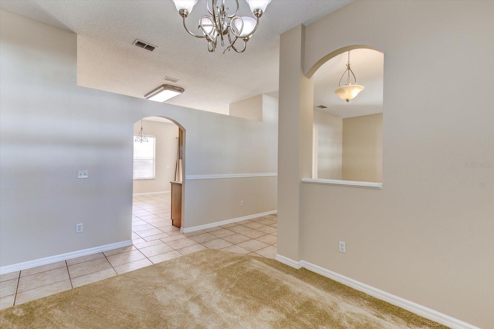 Image 11 of 60 For 276 Longhirst Loop