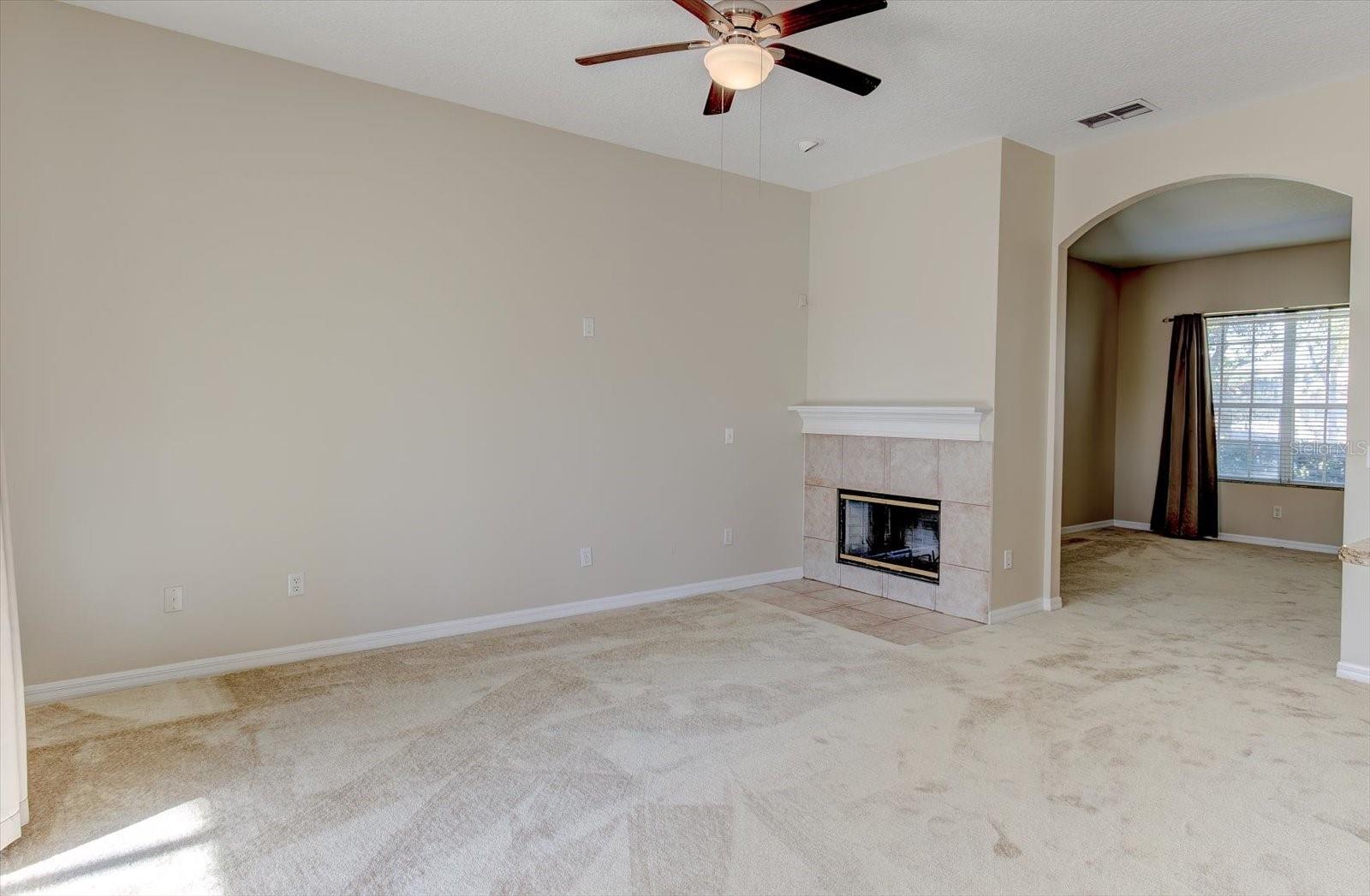 Image 13 of 60 For 276 Longhirst Loop