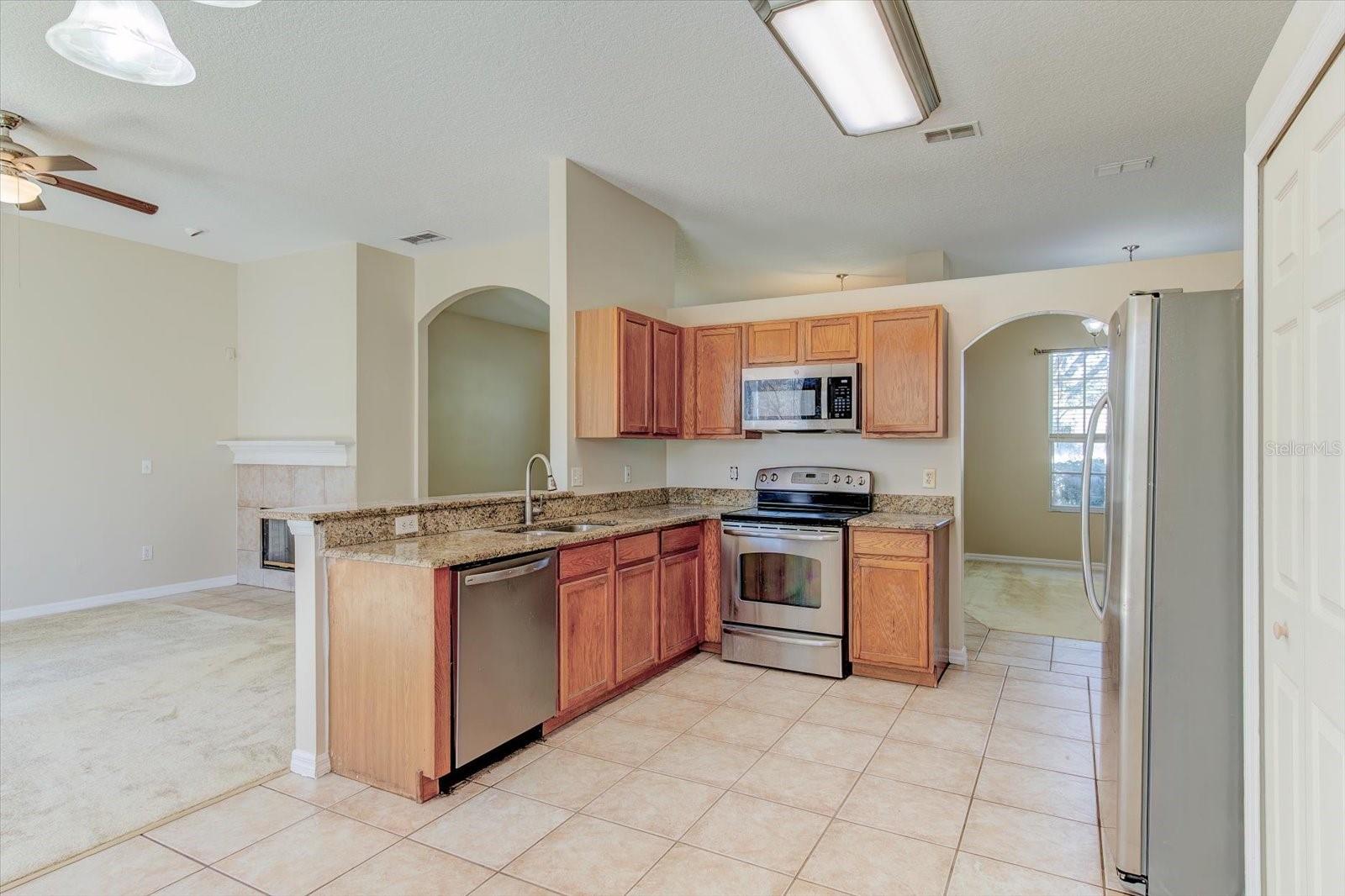 Image 18 of 60 For 276 Longhirst Loop