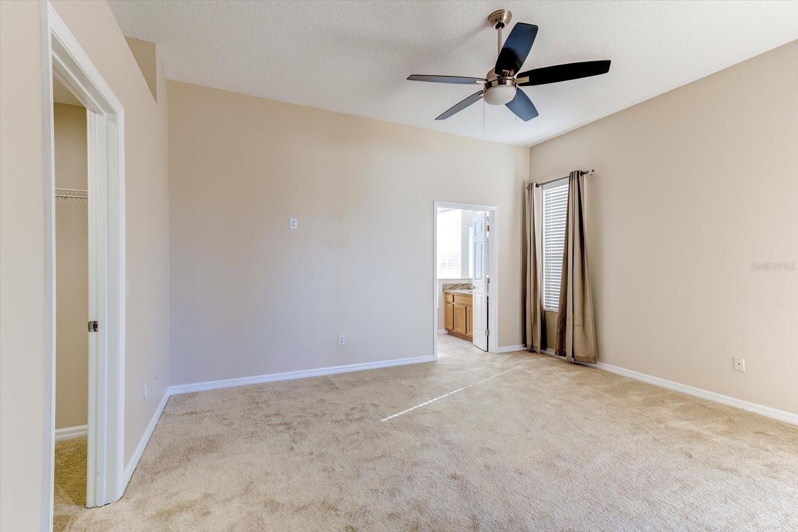 Image 22 of 60 For 276 Longhirst Loop