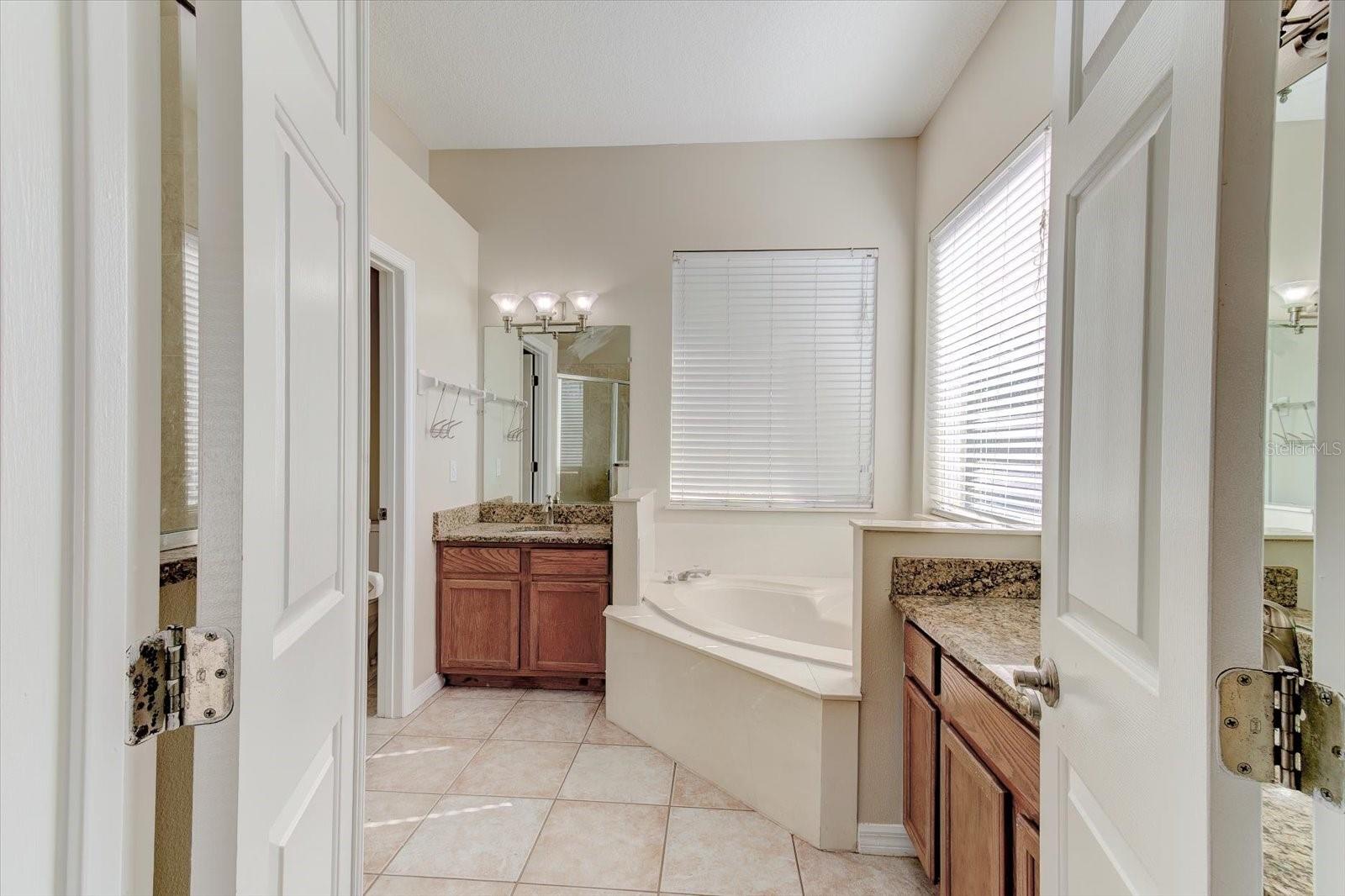 Image 28 of 60 For 276 Longhirst Loop