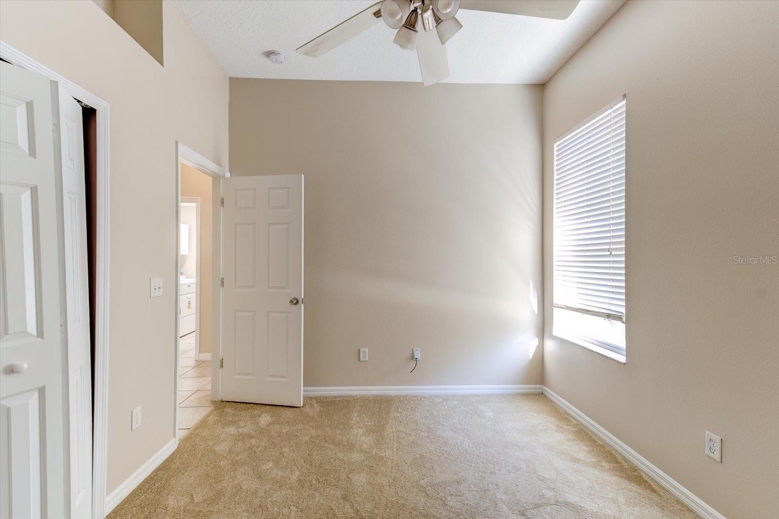 Image 36 of 60 For 276 Longhirst Loop