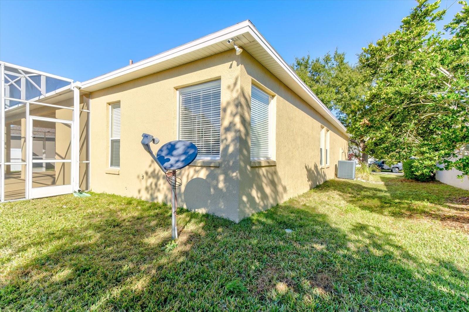 Image 43 of 60 For 276 Longhirst Loop