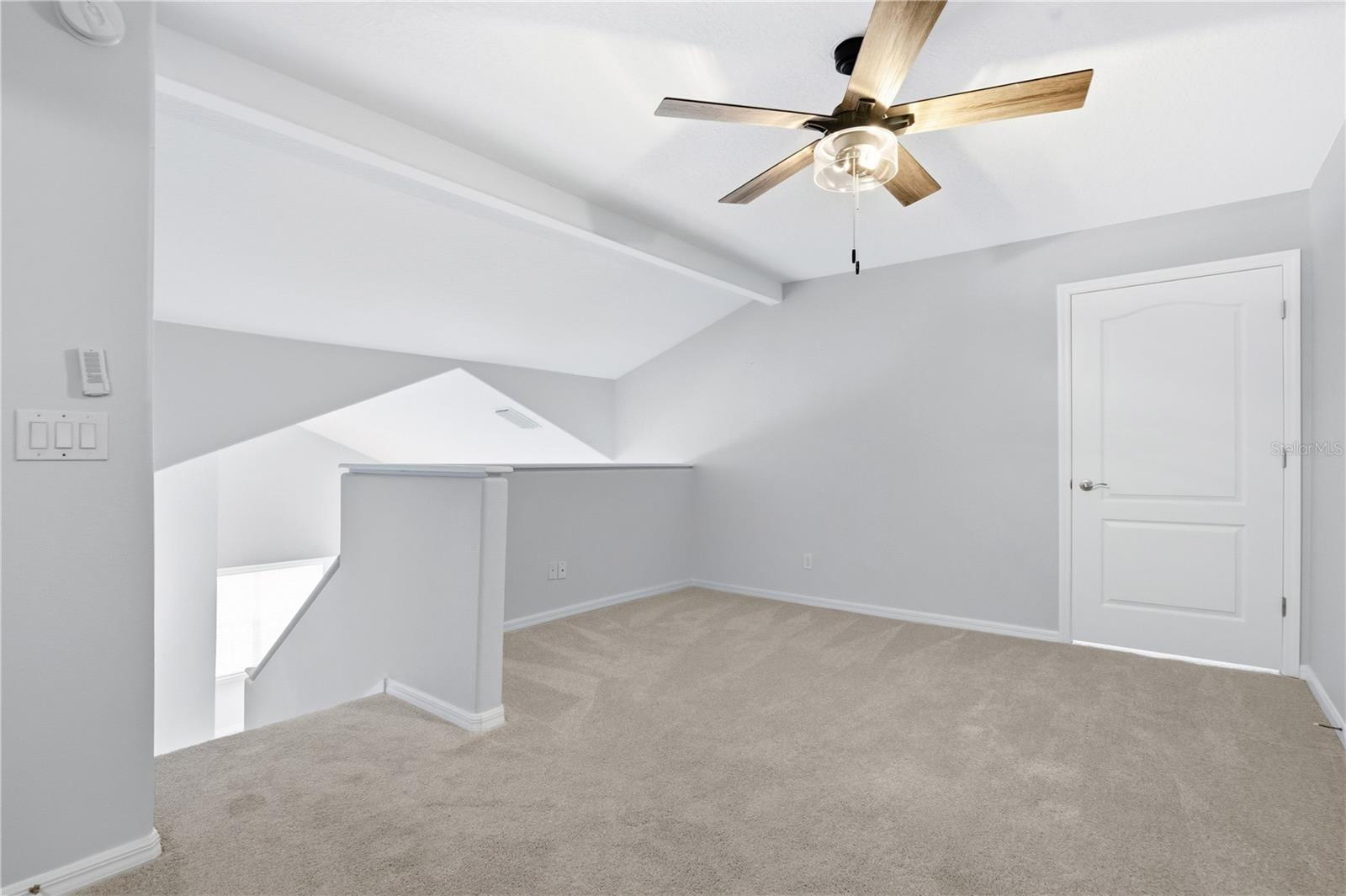 Image 15 of 40 For 17318 Promenade Drive 19-6