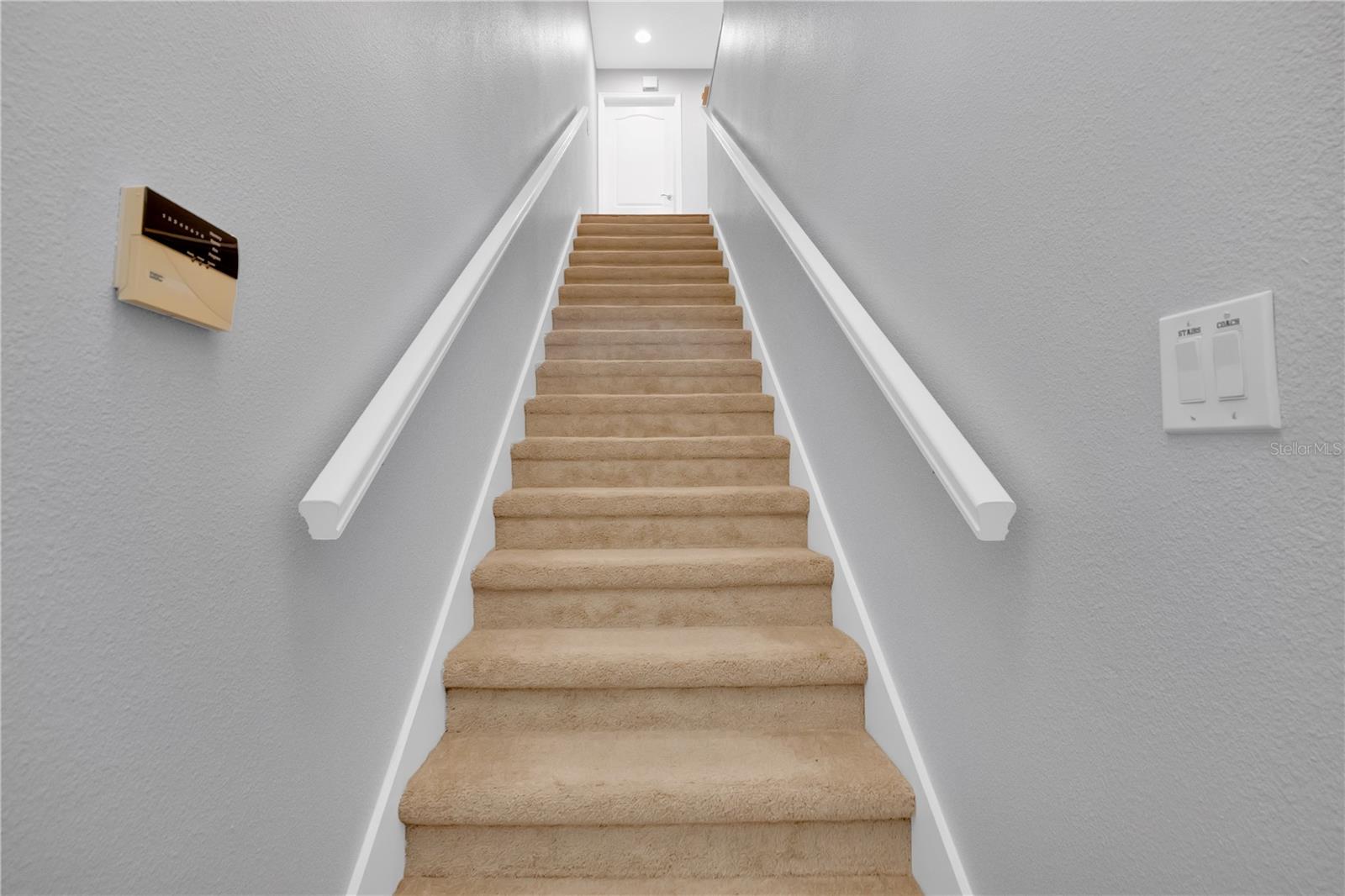 Image 4 of 40 For 17318 Promenade Drive 19-6