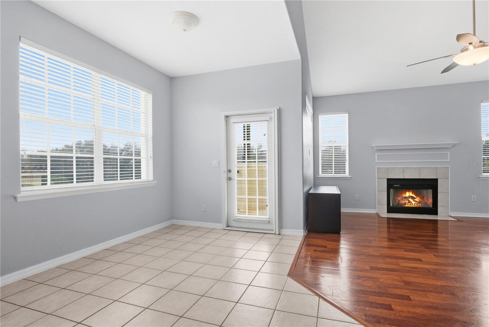 Image 7 of 40 For 17318 Promenade Drive 19-6