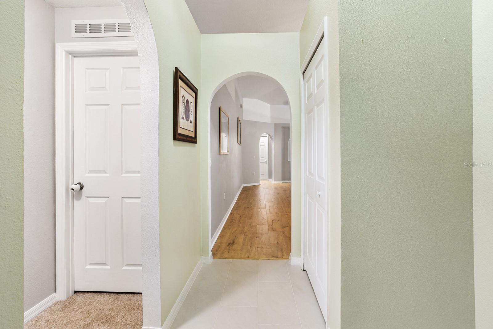 Image 4 of 34 For 1030 Tawny Eagle Drive