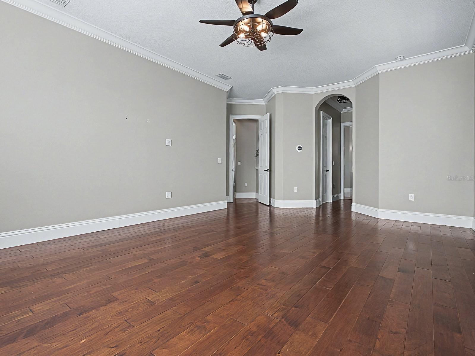 Image 28 of 96 For 5517 Meadow Hill Loop