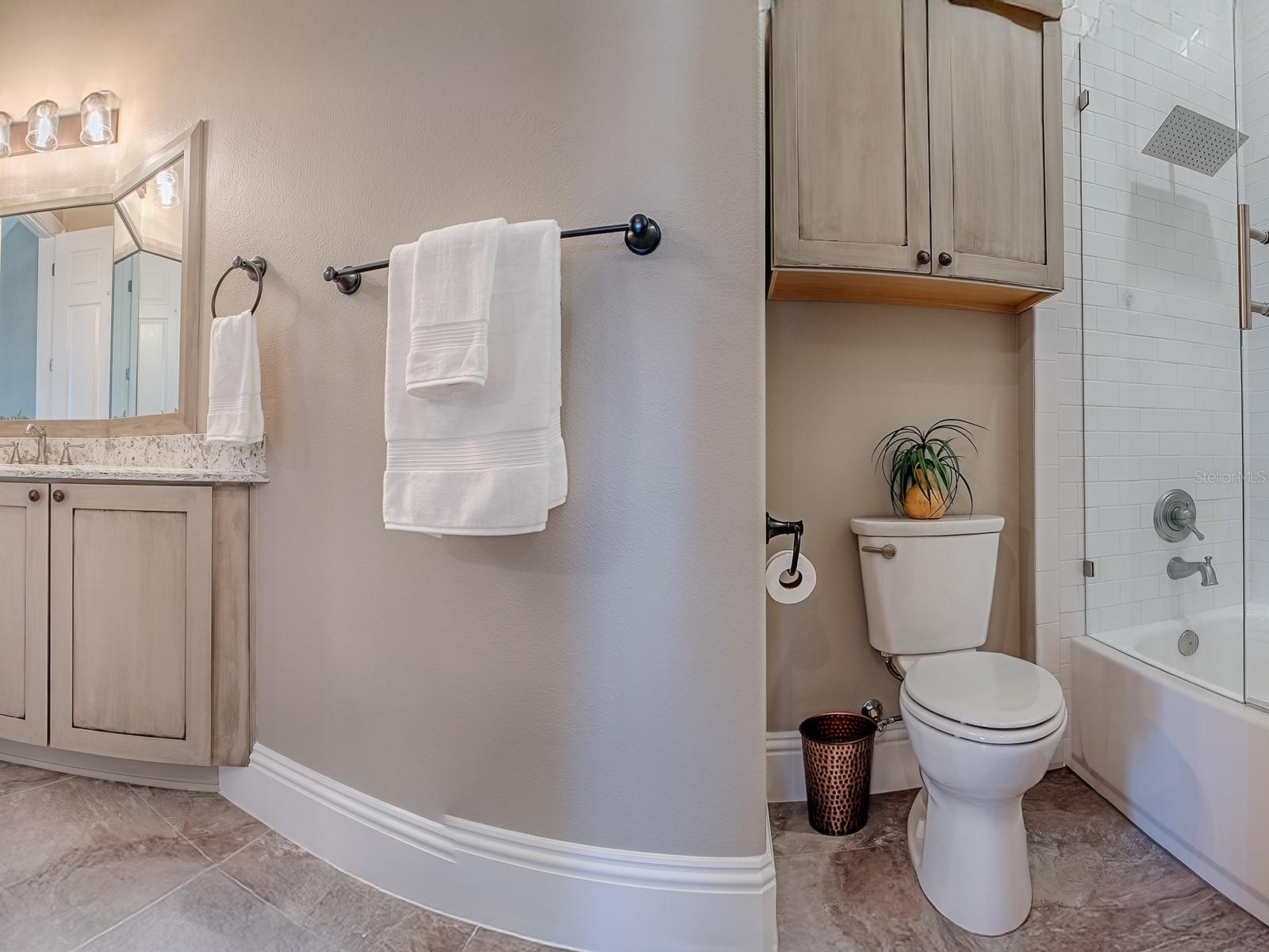 Image 42 of 96 For 5517 Meadow Hill Loop