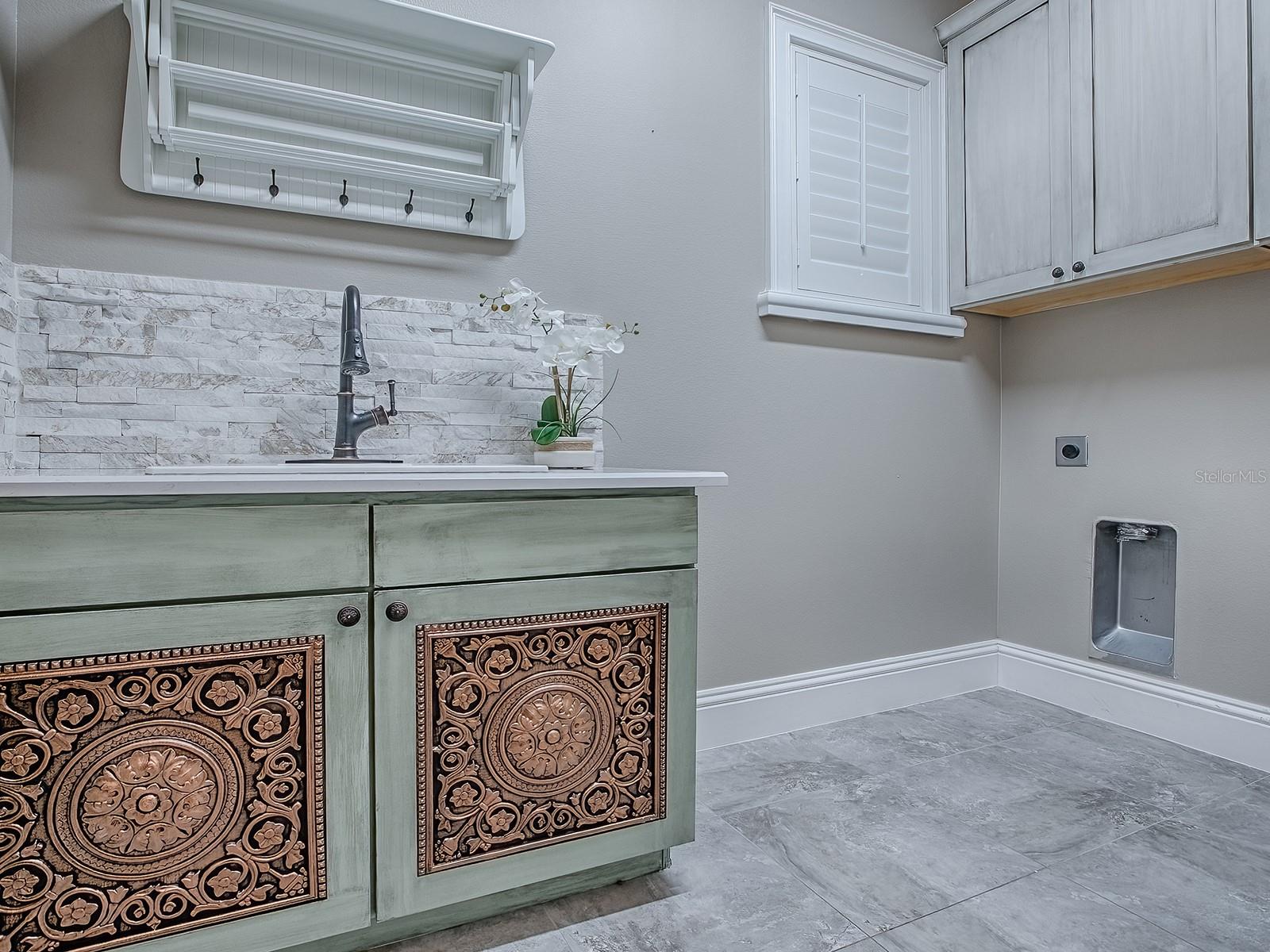 Image 51 of 96 For 5517 Meadow Hill Loop