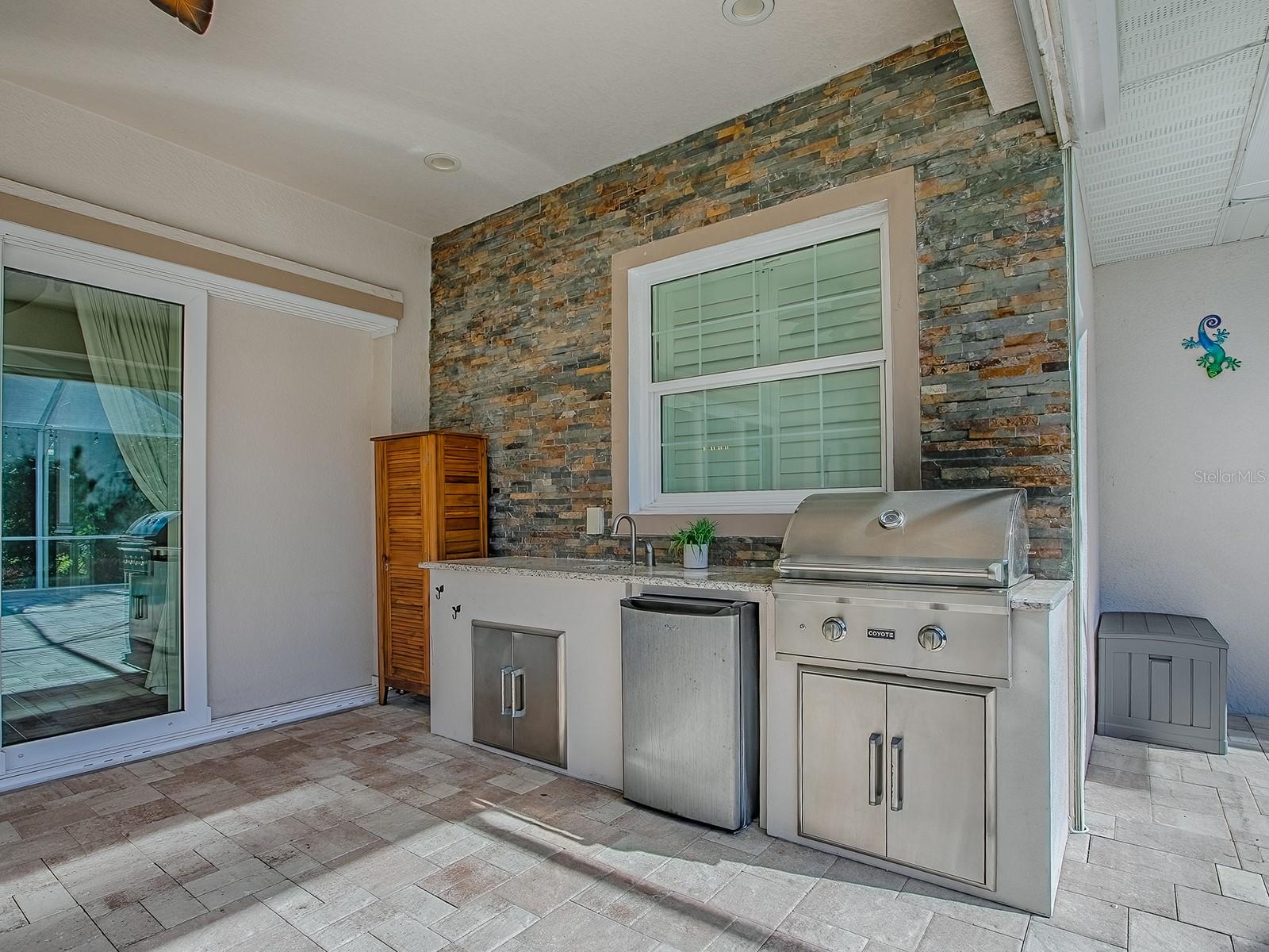 Image 57 of 96 For 5517 Meadow Hill Loop