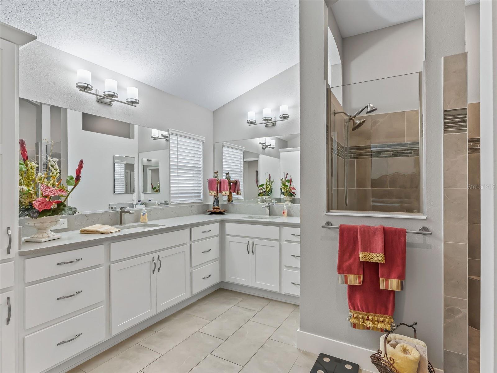 Image 31 of 68 For 5885 Flint Loop