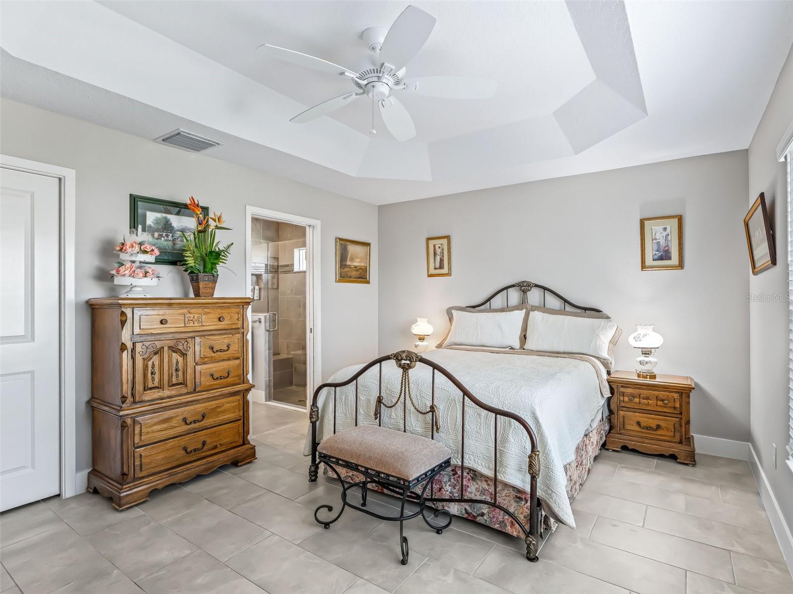 Image 38 of 68 For 5885 Flint Loop