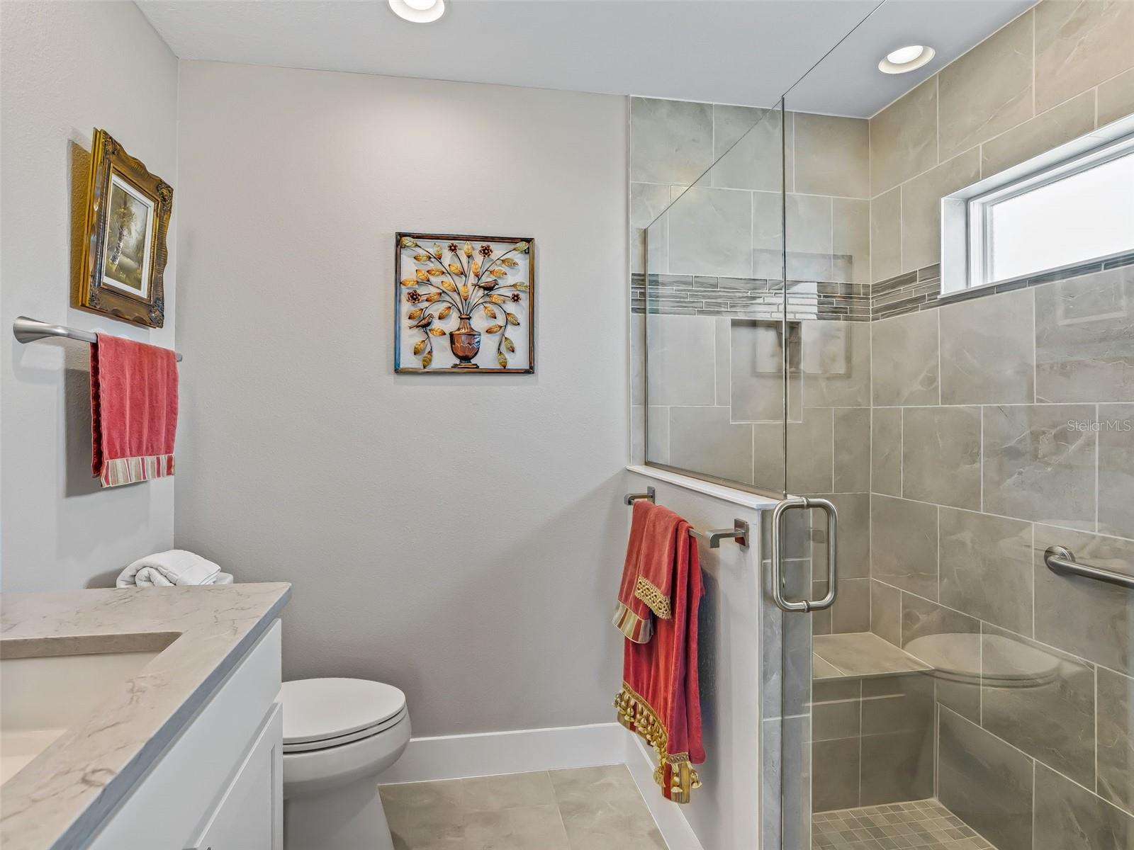 Image 40 of 68 For 5885 Flint Loop