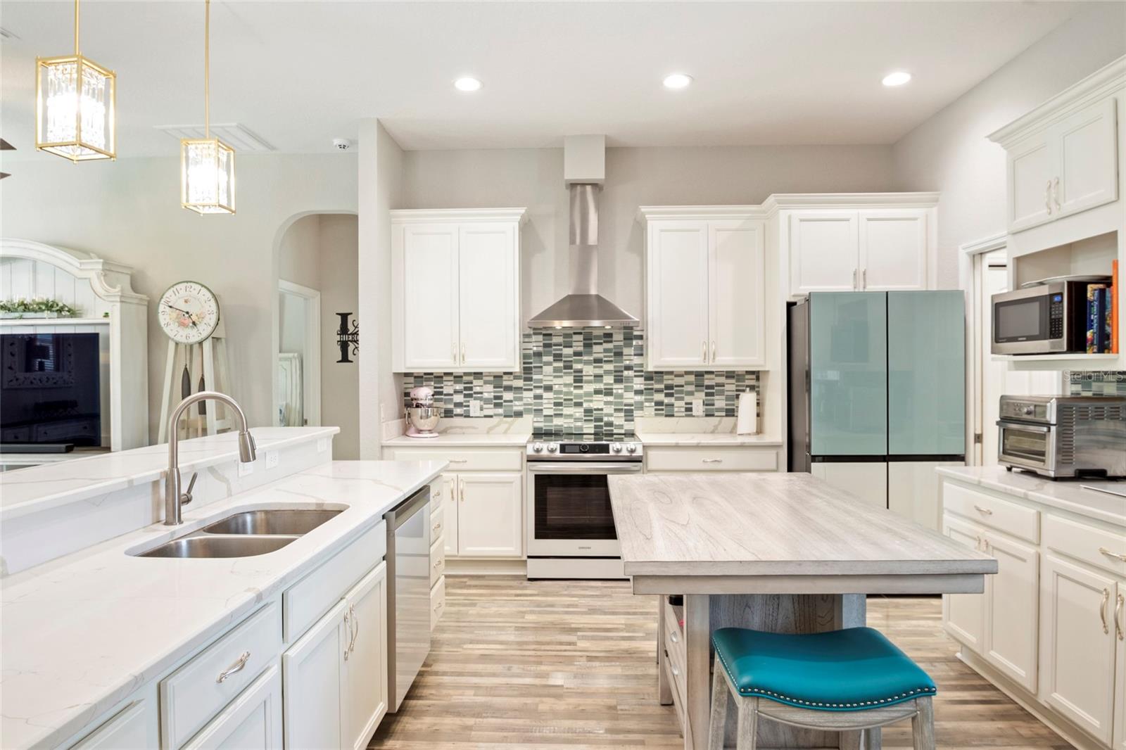 Image 4 of 26 For 17167 113th Avenue