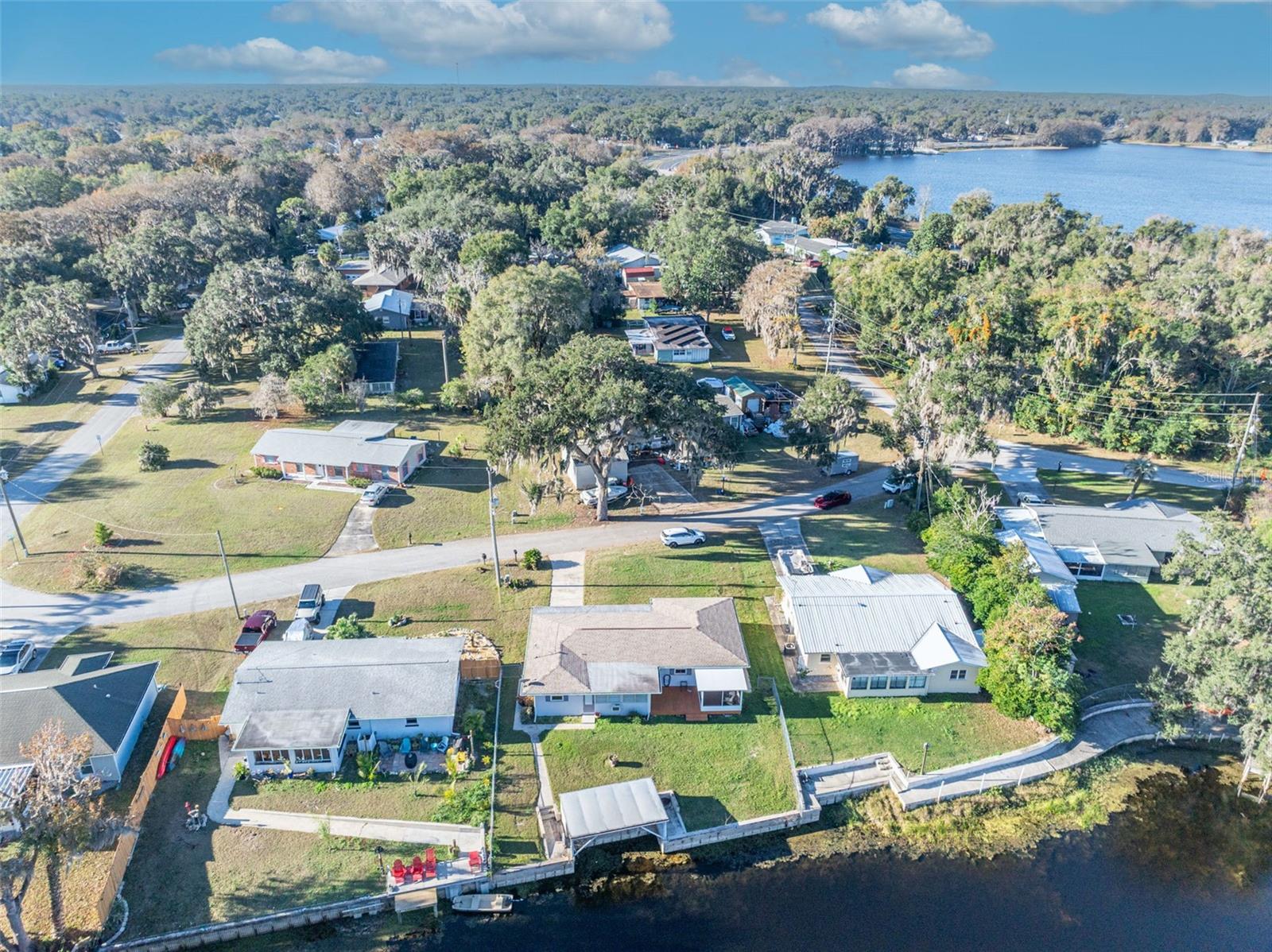 Image 3 of 48 For 1785 Cove Walk