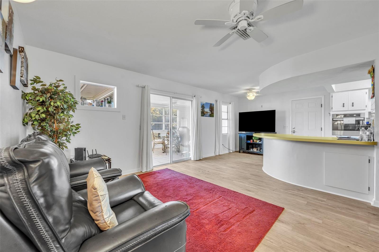 Image 7 of 48 For 1785 Cove Walk