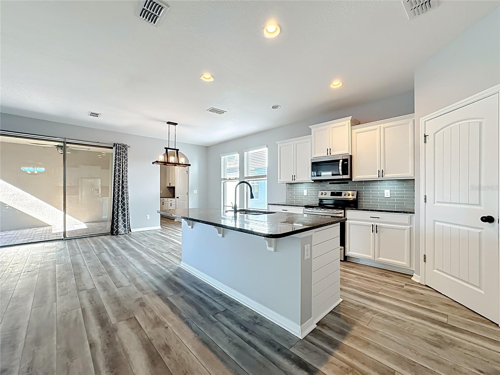 Image 12 of 54 For 16330 Brisk Breeze Alley