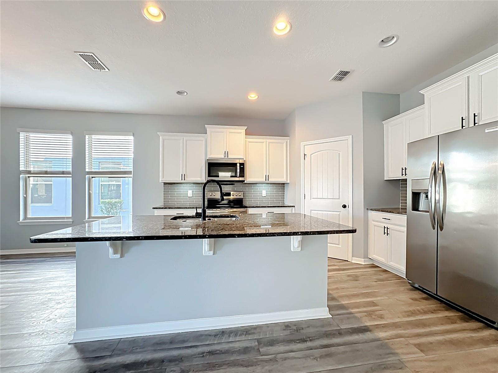 Image 21 of 54 For 16330 Brisk Breeze Alley