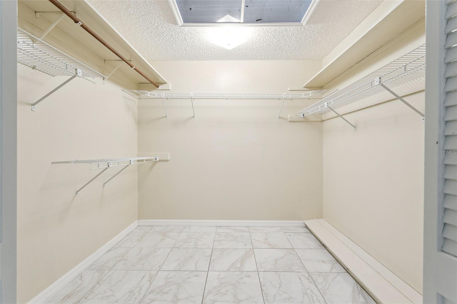 Image 31 of 45 For 9729 Wedgewood Lane