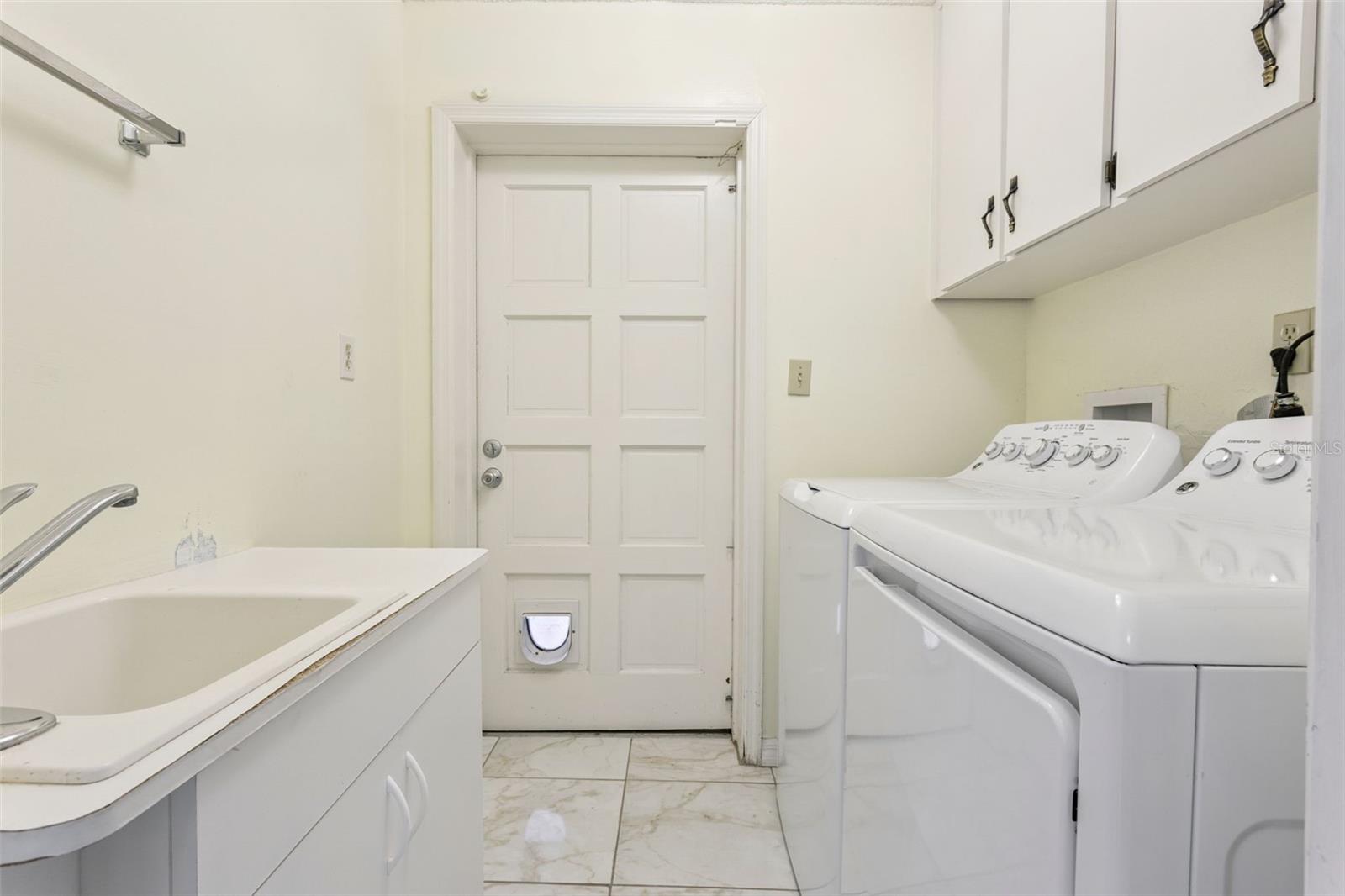 Image 33 of 45 For 9729 Wedgewood Lane