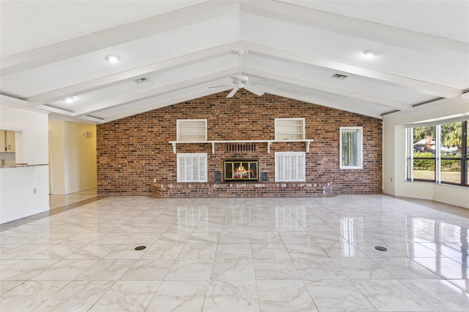 Image 6 of 45 For 9729 Wedgewood Lane