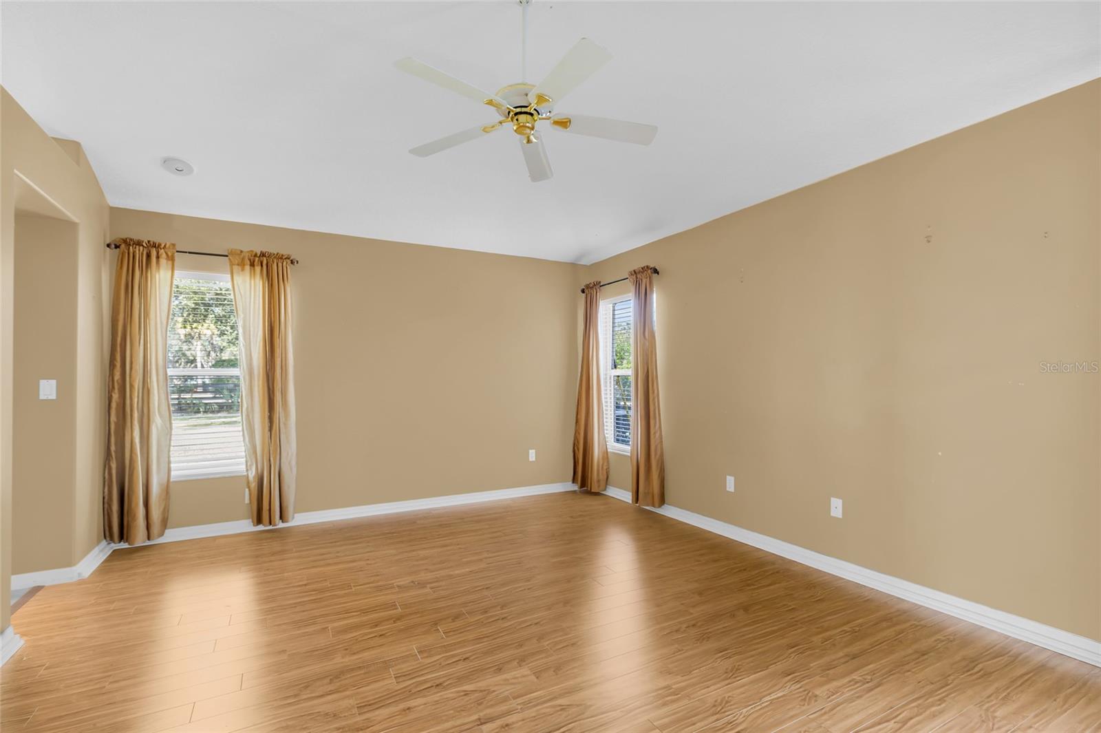 Image 23 of 47 For 2101 Barbosa Court