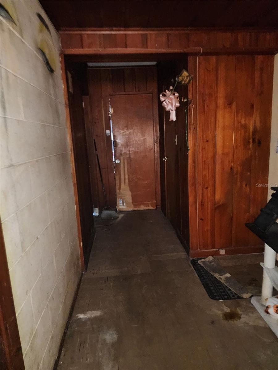 Image 23 of 25 For 709 Alton Avenue