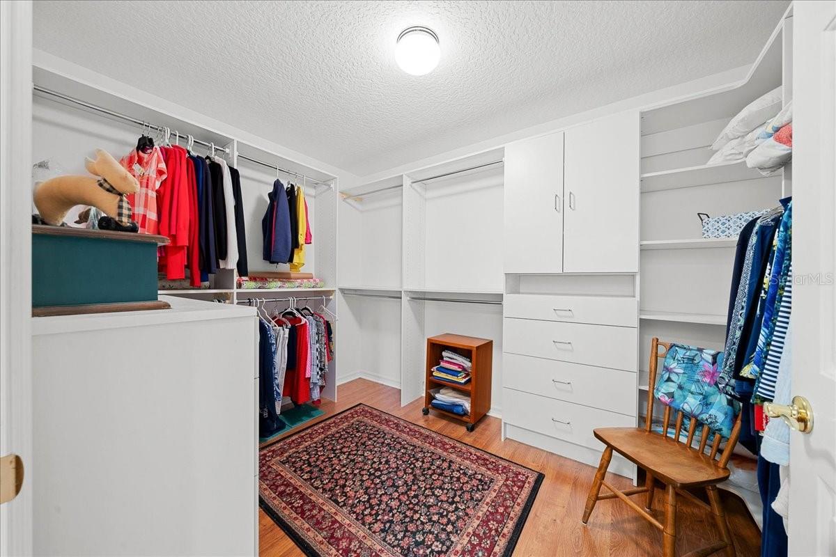 Image 26 of 66 For 2052 Palo Alto Avenue