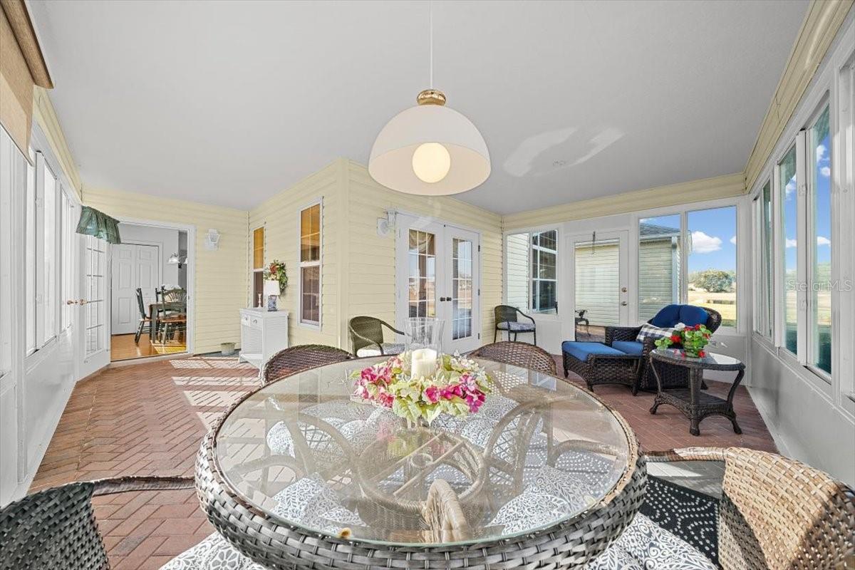 Image 39 of 66 For 2052 Palo Alto Avenue