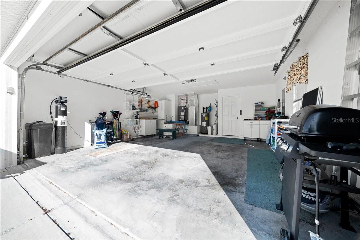 Image 40 of 66 For 2052 Palo Alto Avenue