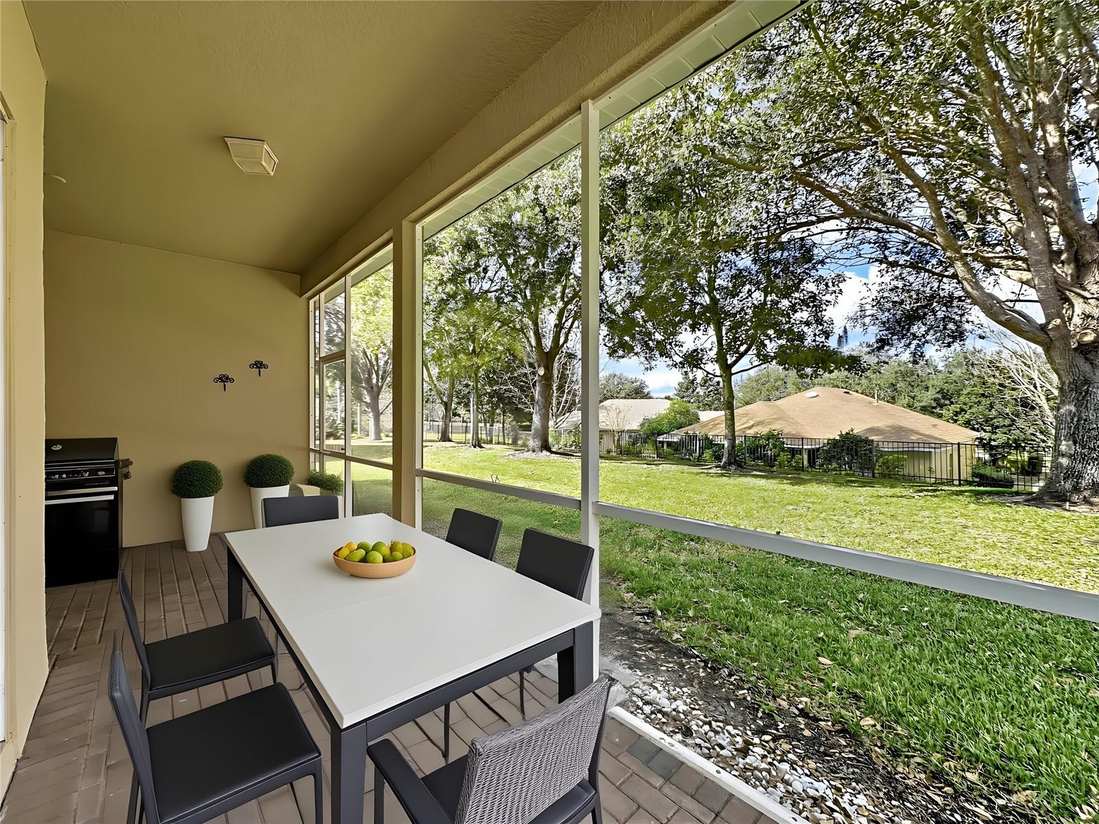 Image 10 of 80 For 107 Crescent Moon Drive