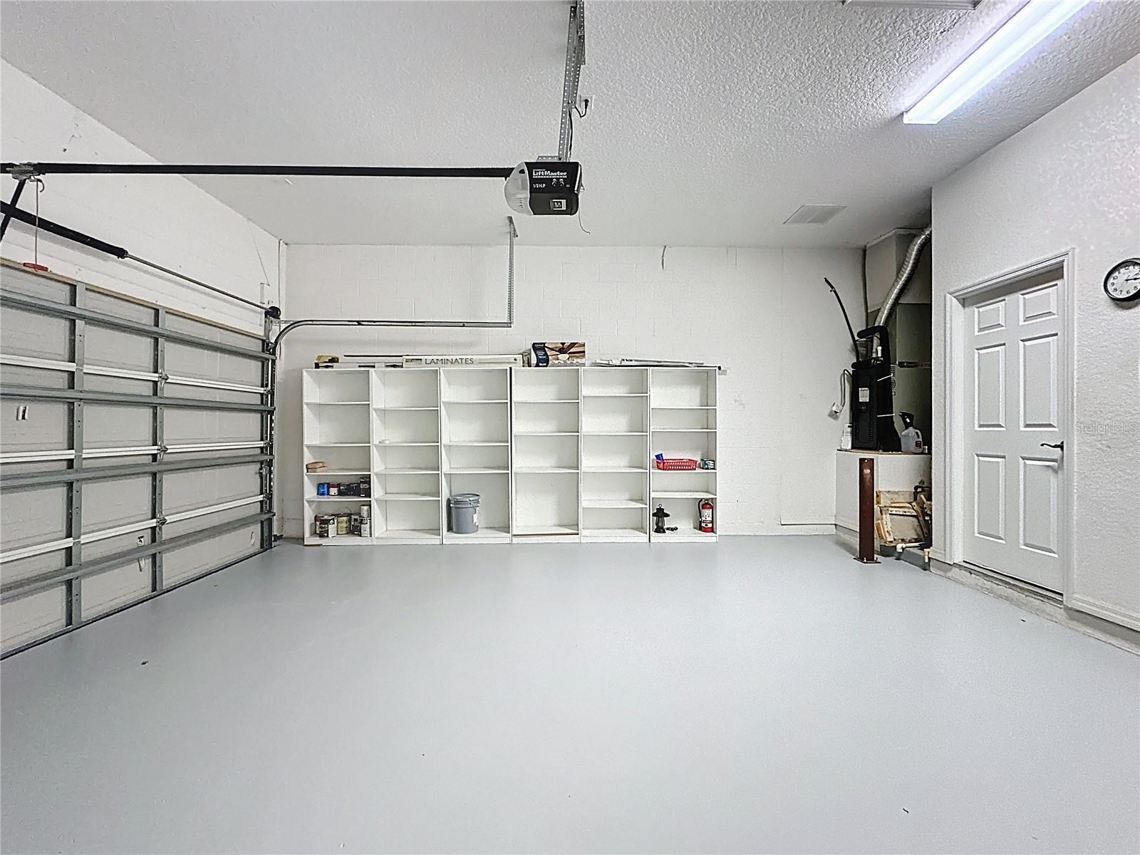 Image 40 of 80 For 107 Crescent Moon Drive