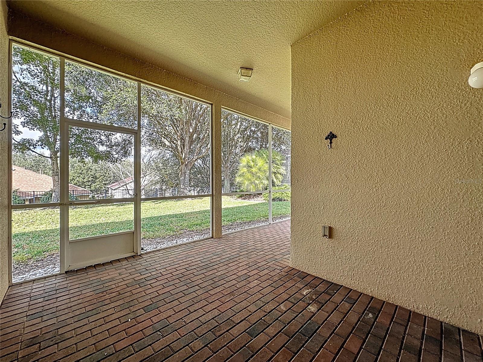 Image 42 of 80 For 107 Crescent Moon Drive