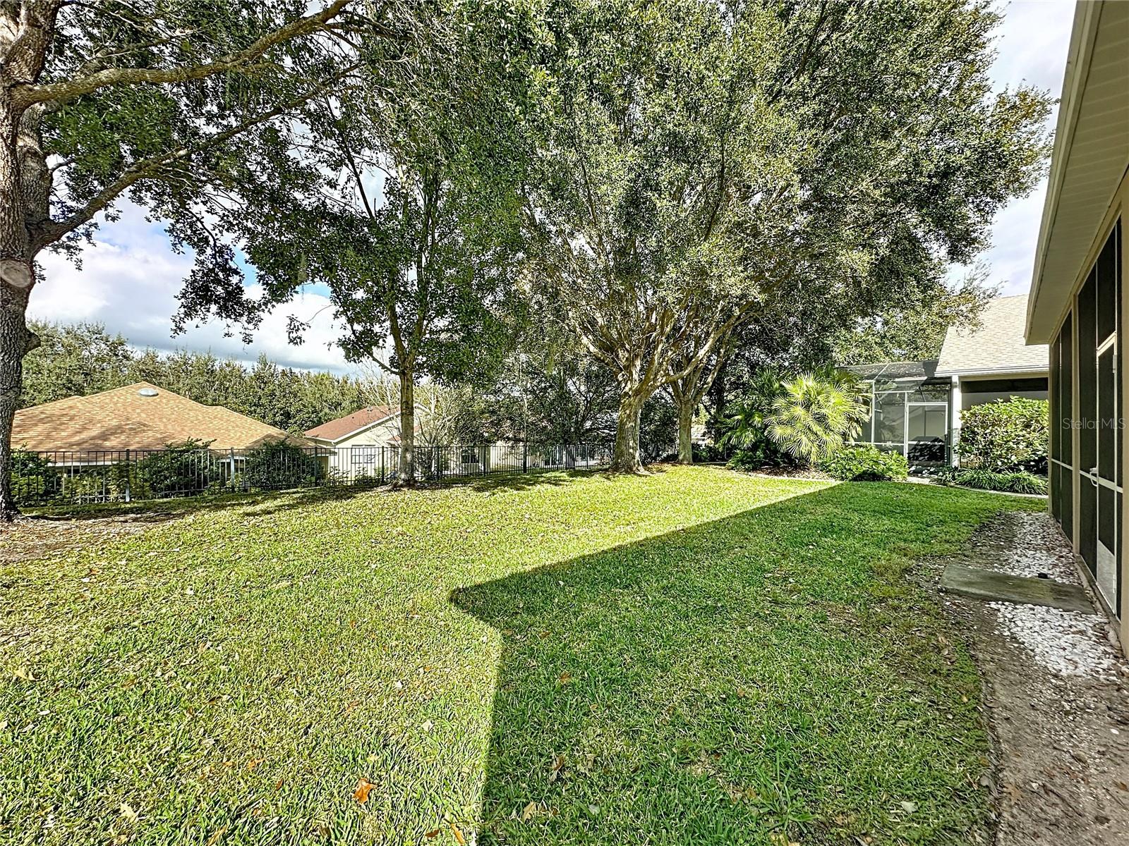 Image 47 of 80 For 107 Crescent Moon Drive