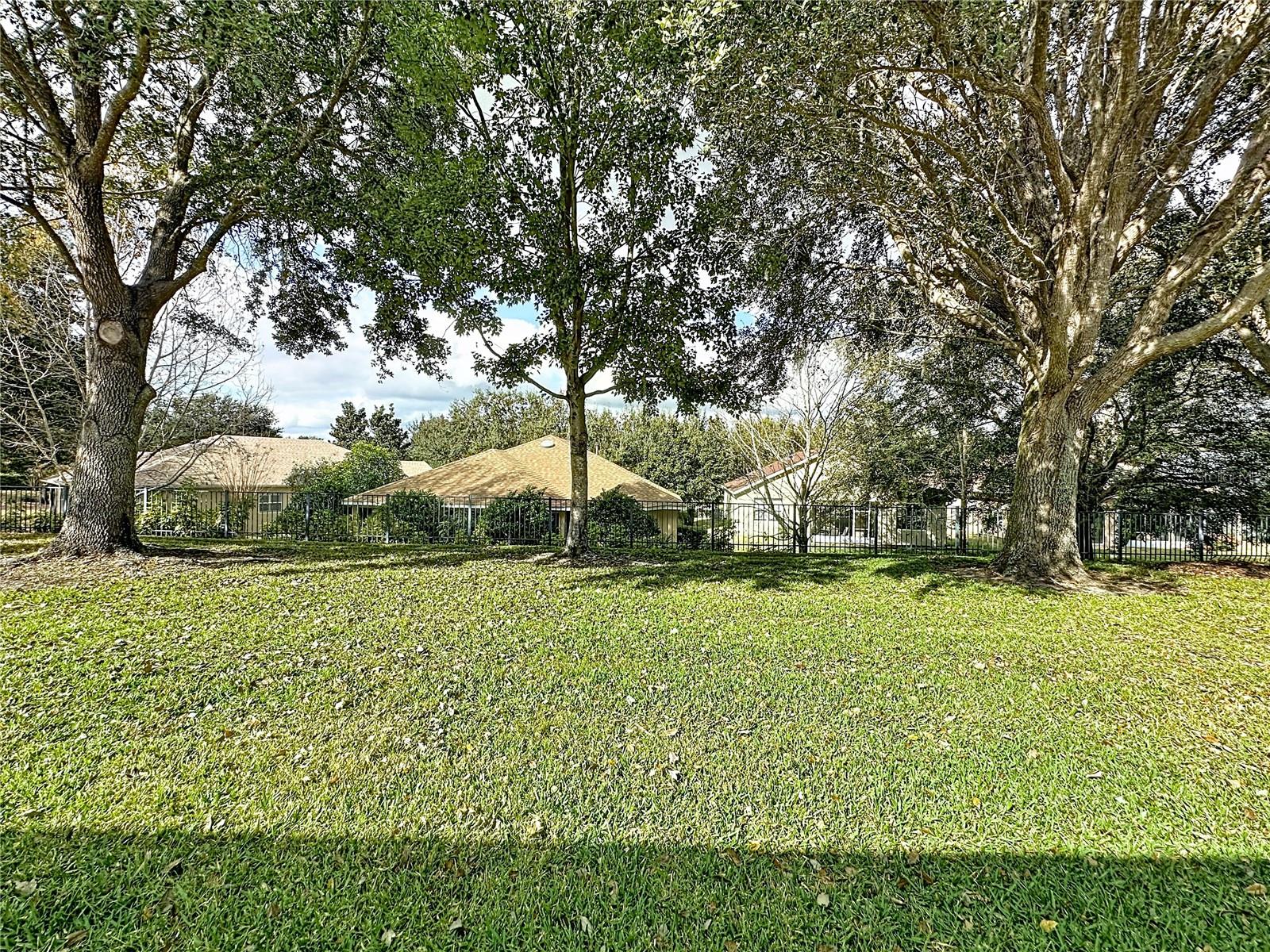 Image 48 of 80 For 107 Crescent Moon Drive