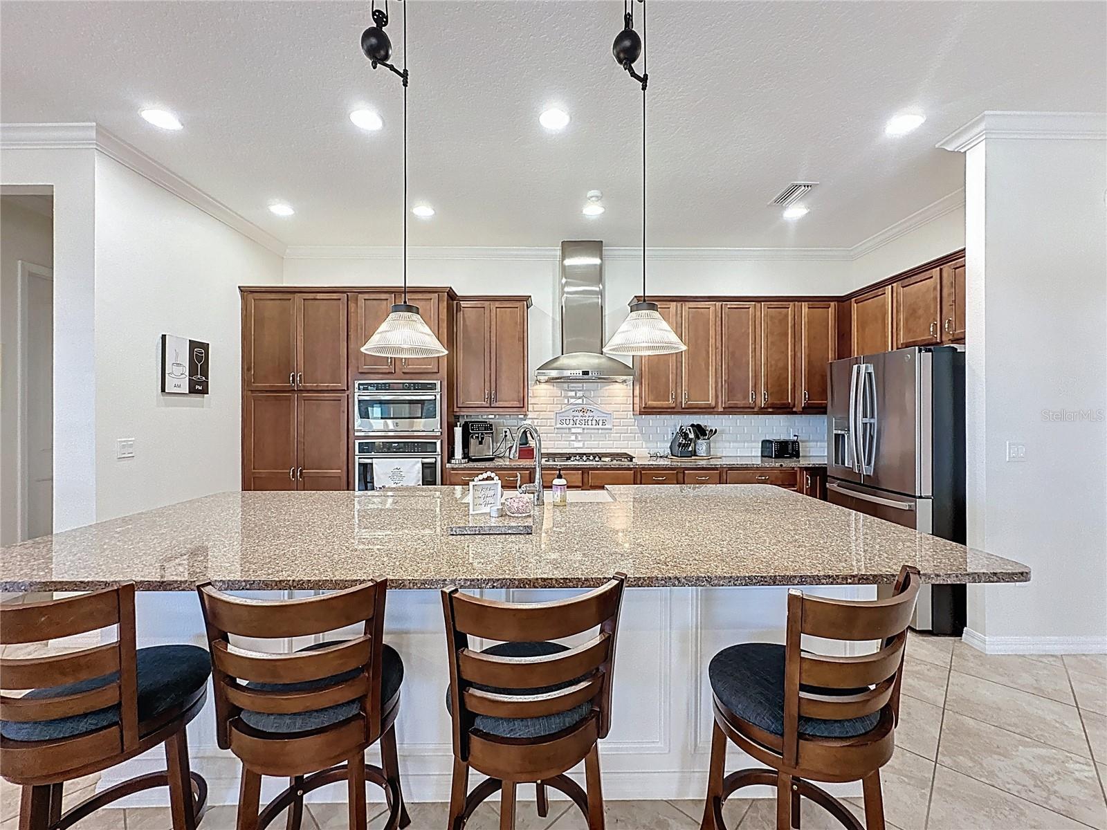 Image 18 of 71 For 168 Silver Maple Road