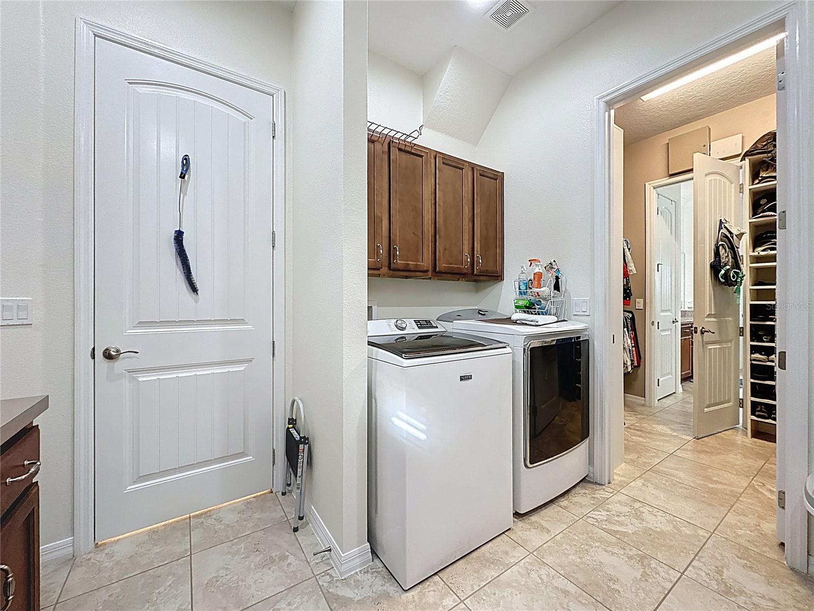 Image 30 of 71 For 168 Silver Maple Road