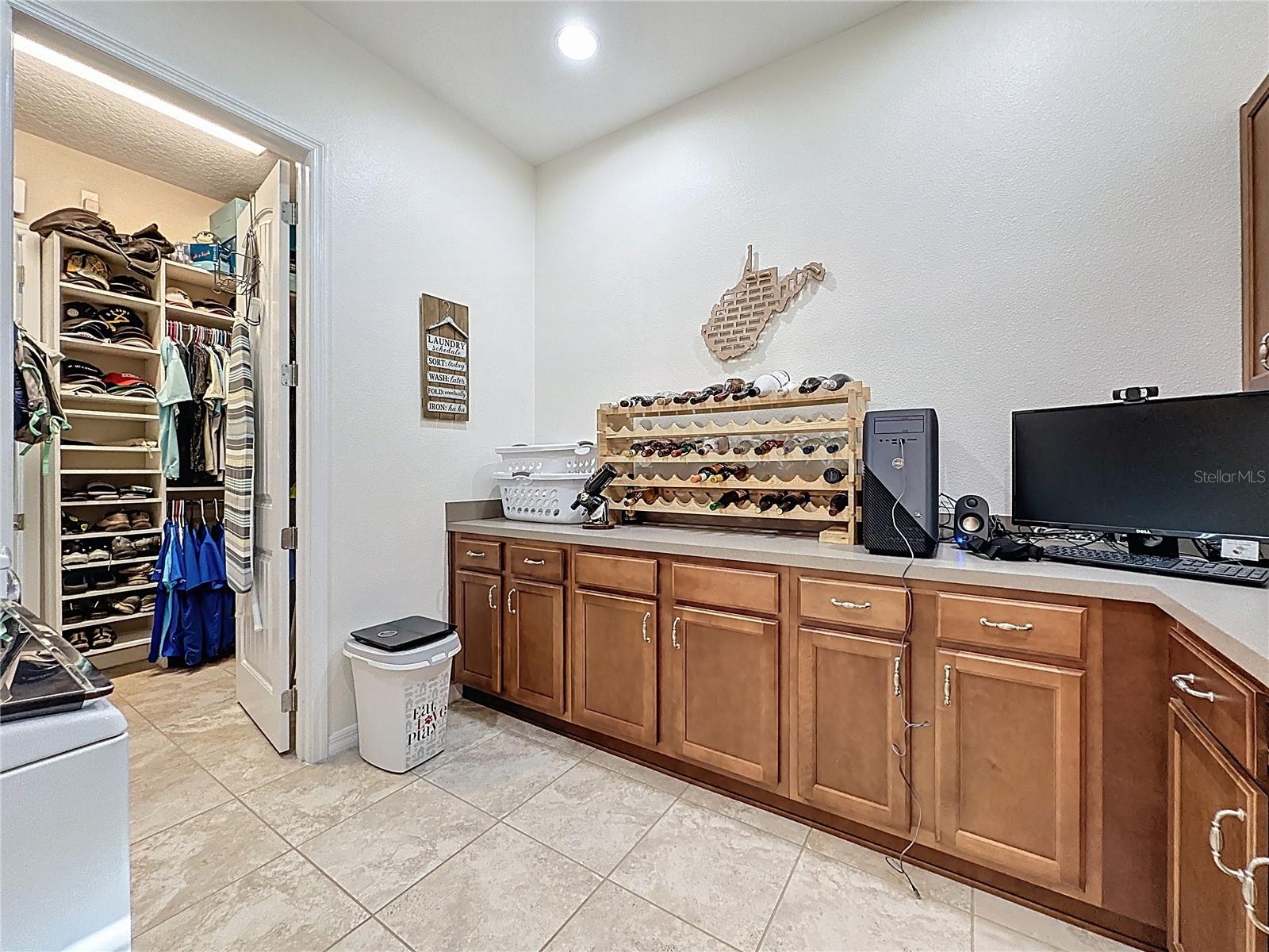 Image 31 of 71 For 168 Silver Maple Road