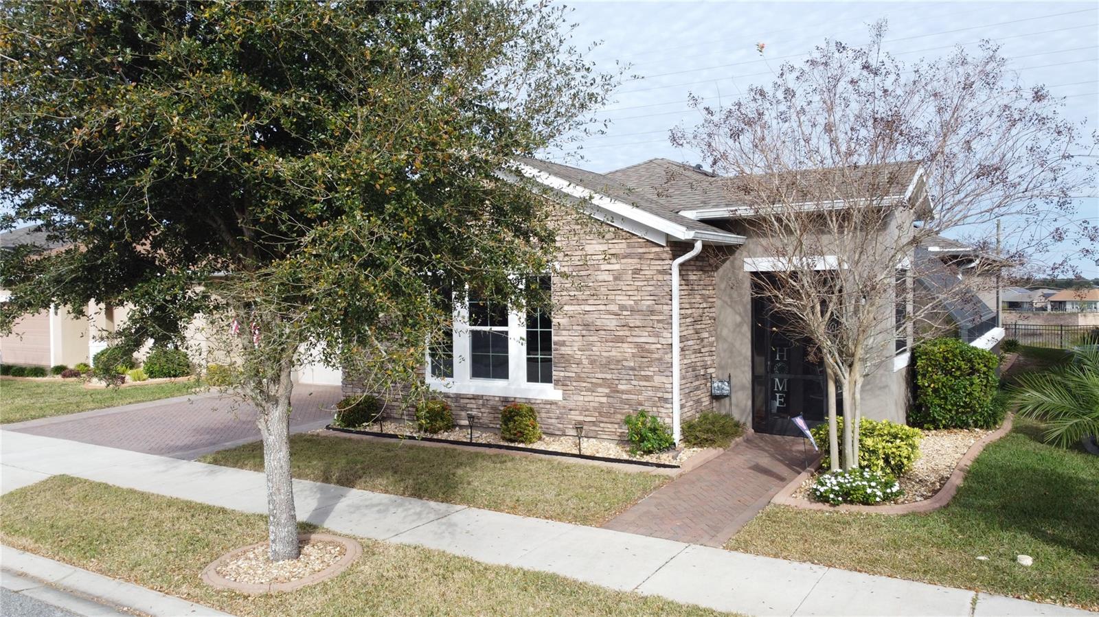 Image 60 of 71 For 168 Silver Maple Road