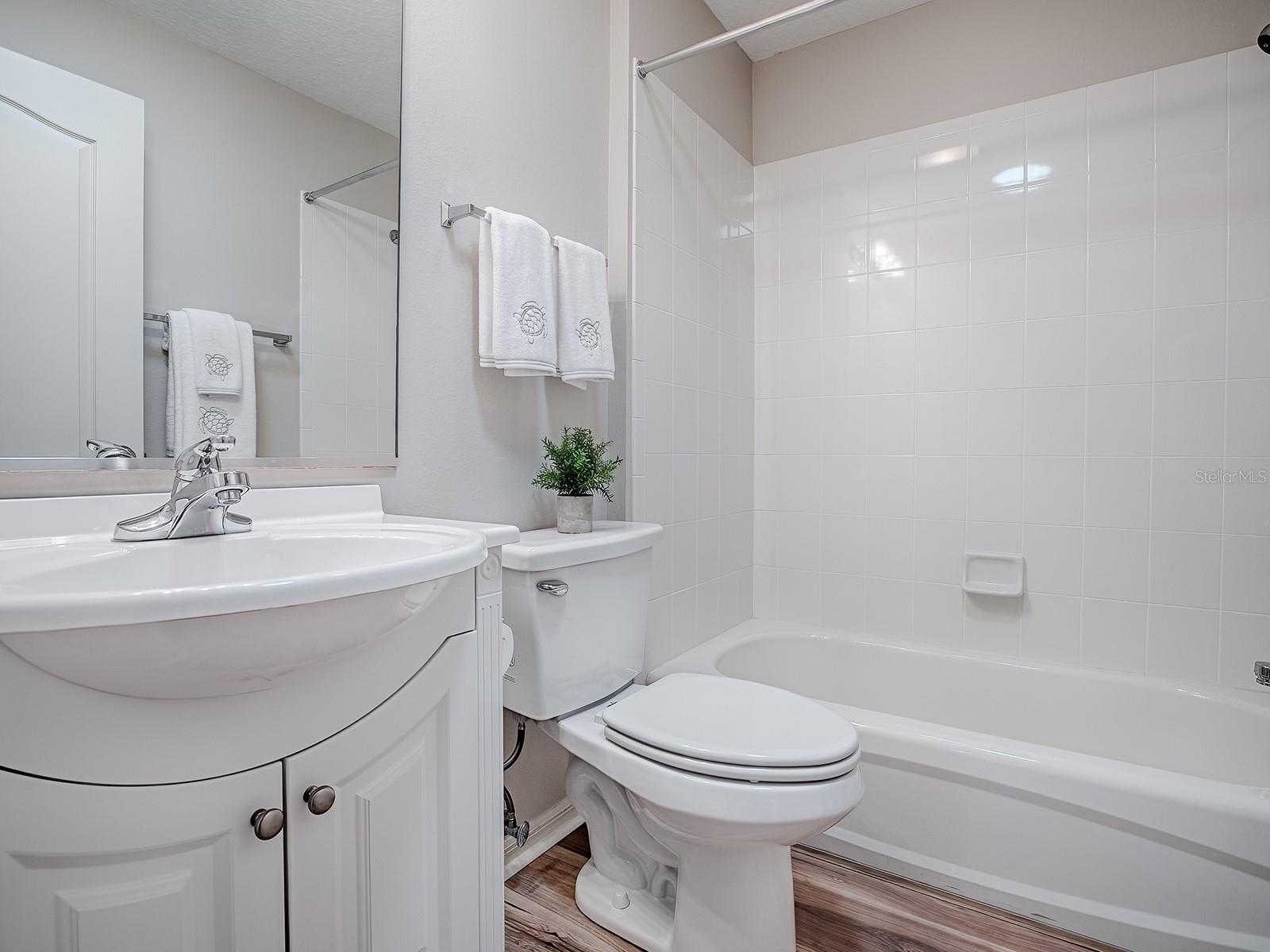 Image 23 of 46 For 17101 94th Berrien Court