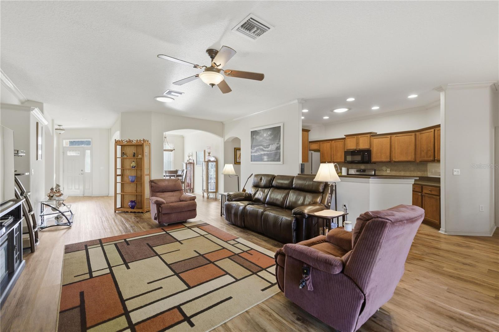 Image 15 of 48 For 15312 14th Avenue Road